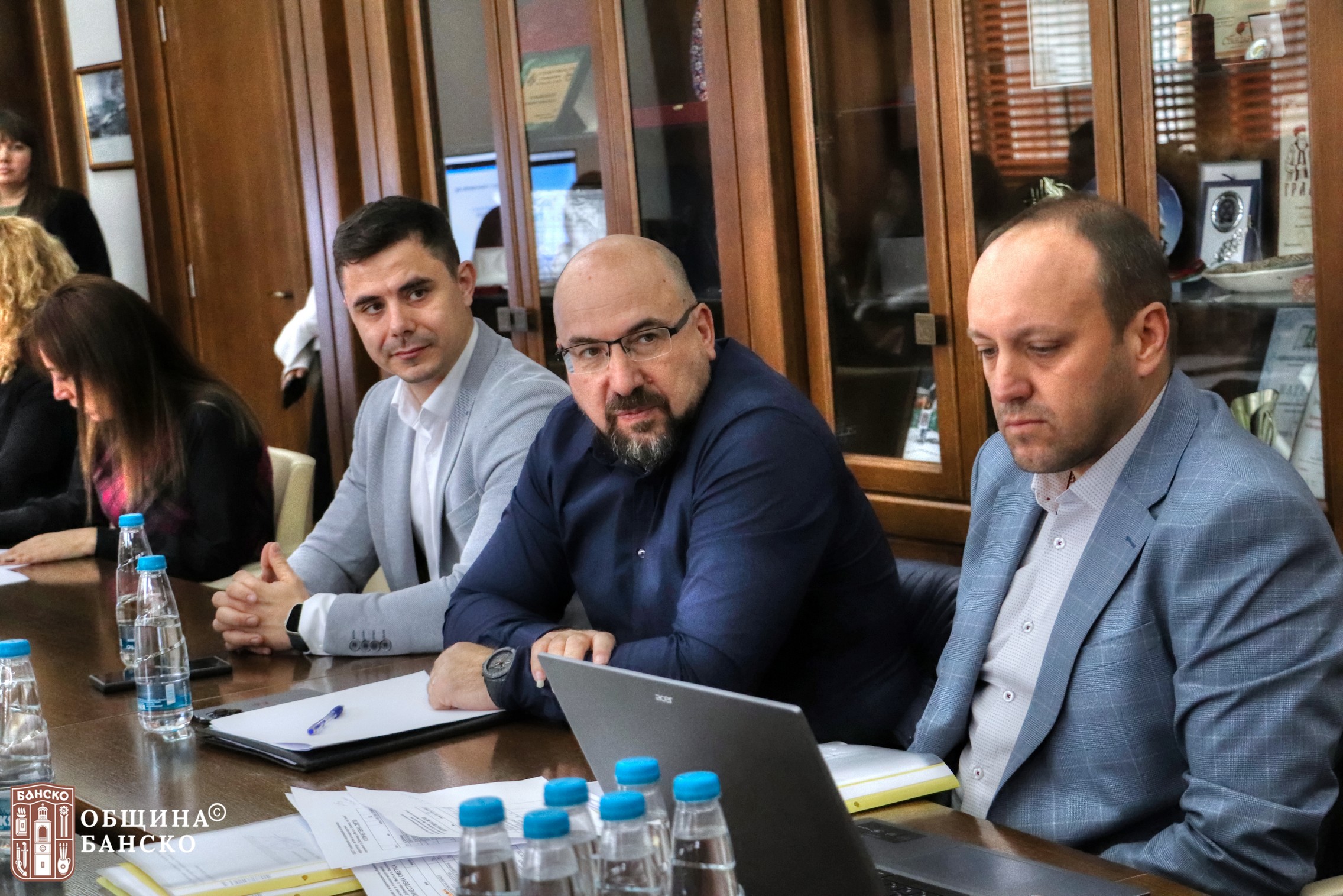ОБЩИНА БАНСКО ДАДЕ НАЧАЛО НА ПРОЕКТ ЗА МОДЕРНИЗИРАНЕ НА ИЗКУСТВЕНОТО ОСВЕТЛЕНИЕ В ГРАД ДОБРИНИЩЕ И СЕЛАТА МЕСТА И ФИЛИПОВО
