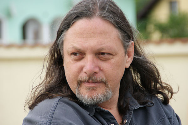 Покана за творческа среща с Нидал Алгафари